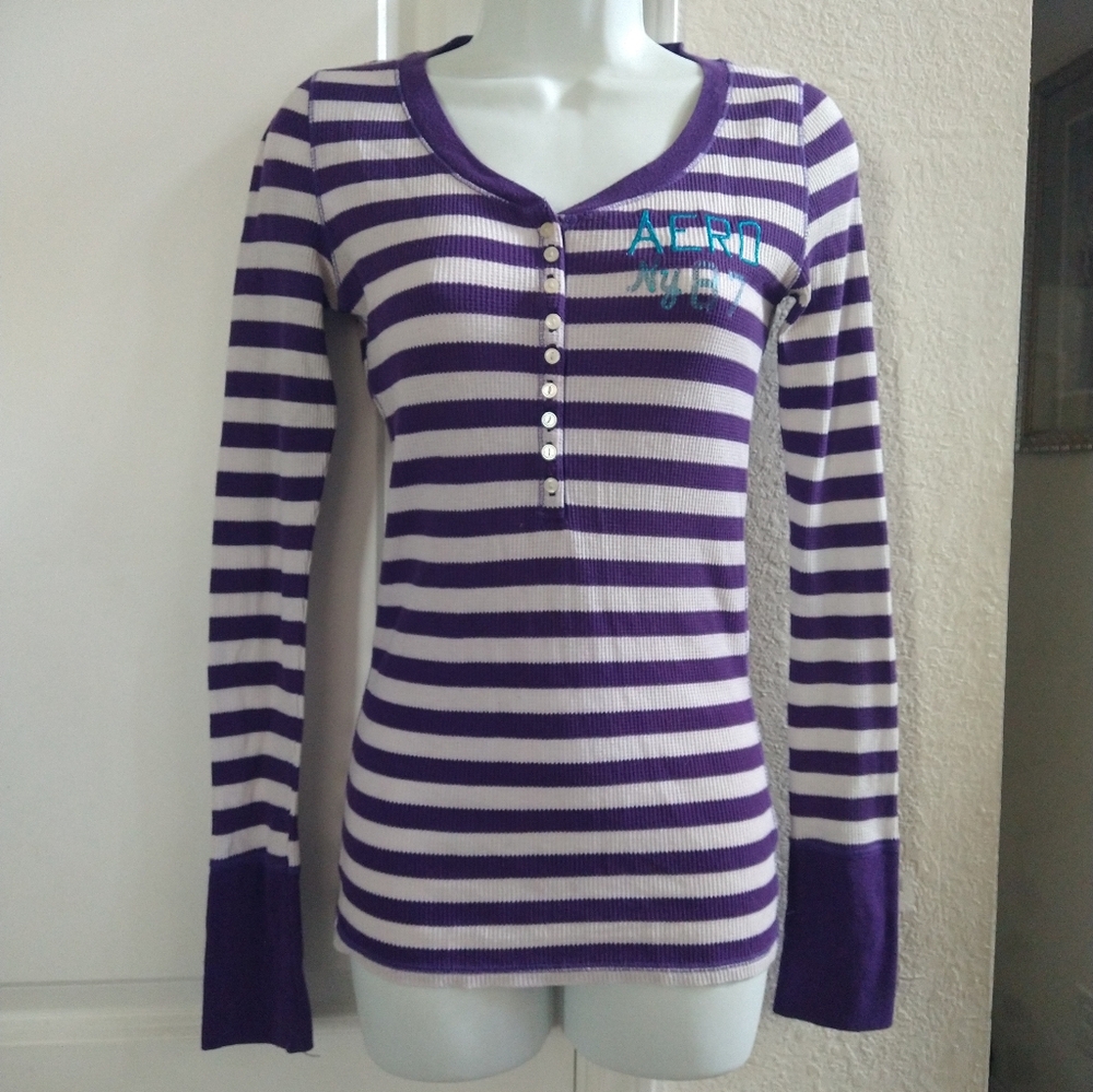 Junior's 2011 Aéropostale Striped Long Sleeve Thermal Henley